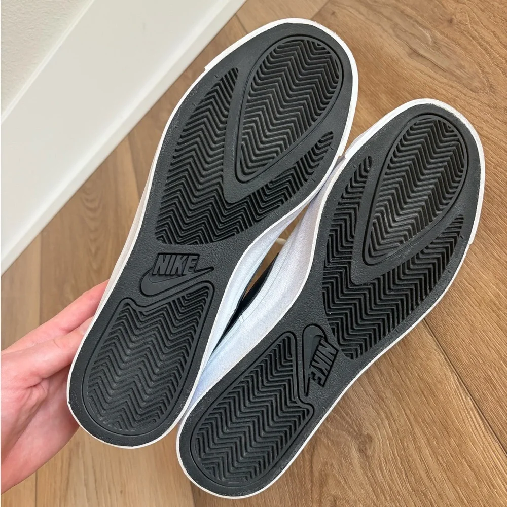 Nike low top